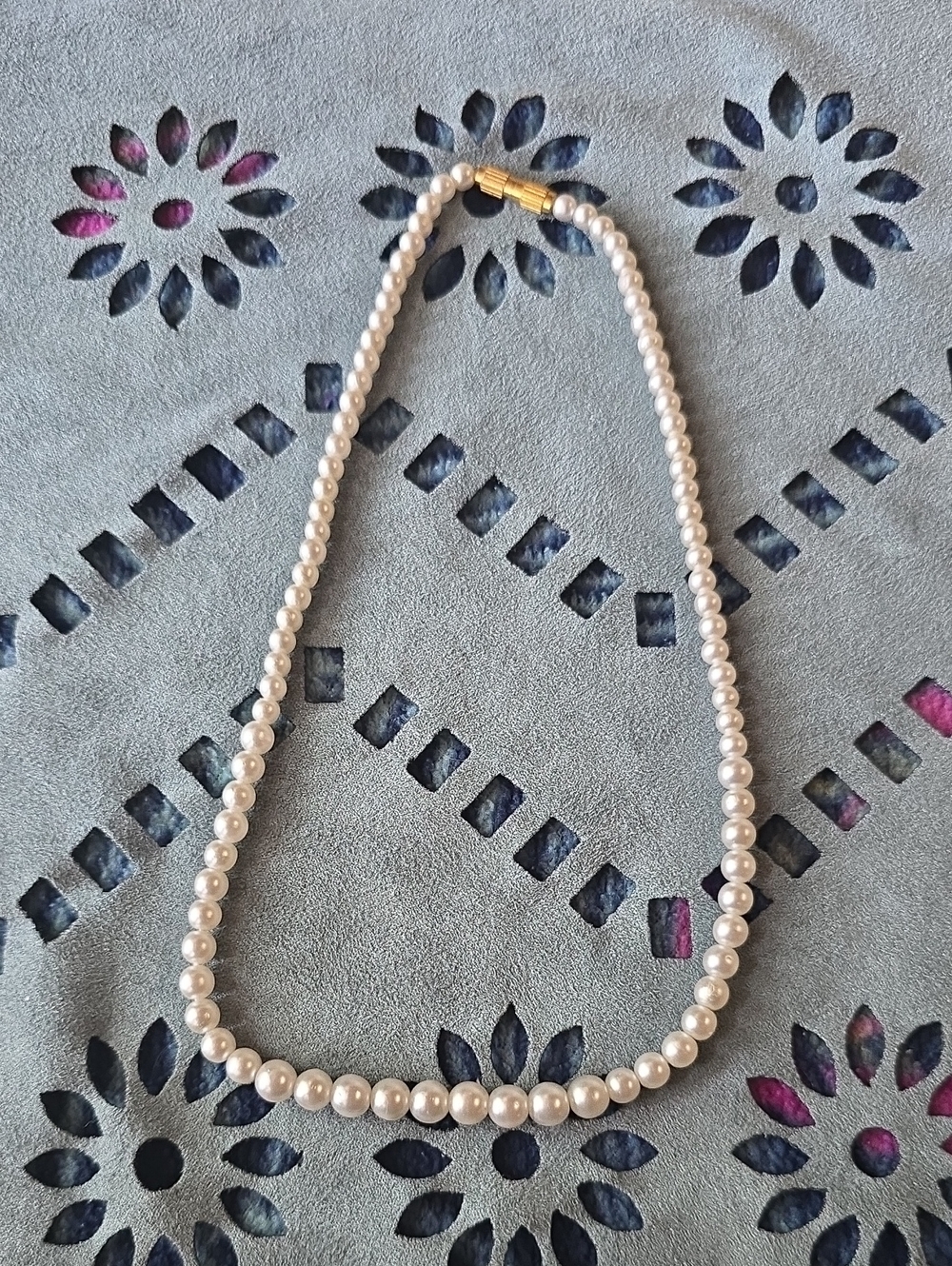 Classic White Pearl Necklace with Gold Clasp